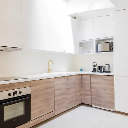 Apartman Modern - 2bdr-6p - Sacre Coeur